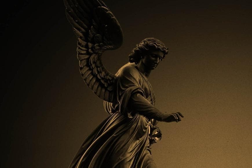 Image of angel statue